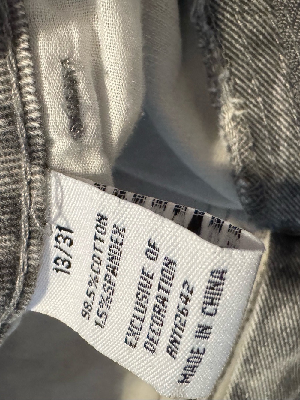 Gray Leopard Print Cargo Jeans - Women - Picture 5 of 5